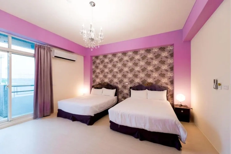 Deluxe Double room with city view