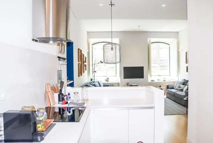 Luxury and Beautiful Apartment in Chiado