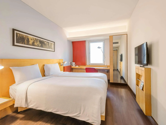 ibis Gurgaon Golf Course Road Hotel