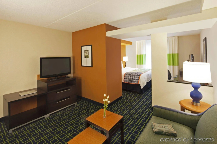 Fairfield Inn & Suites Toronto Airport photo 7