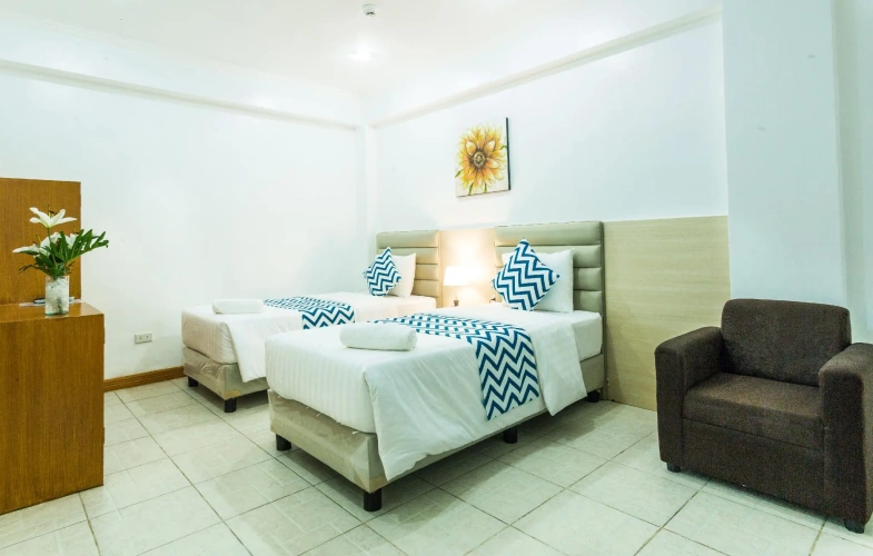 Standard Twin room