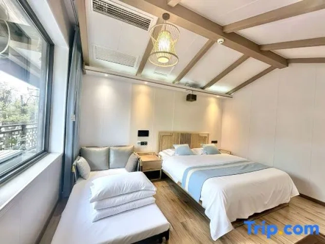 1 Bedroom Suite