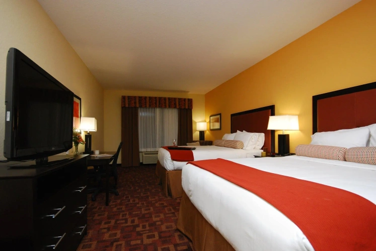 Quadruple Suite