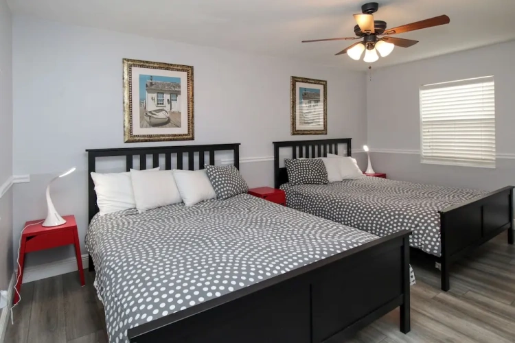 Quadruple Suite