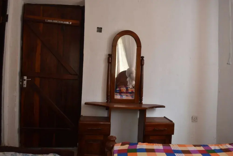 Jambiani House
