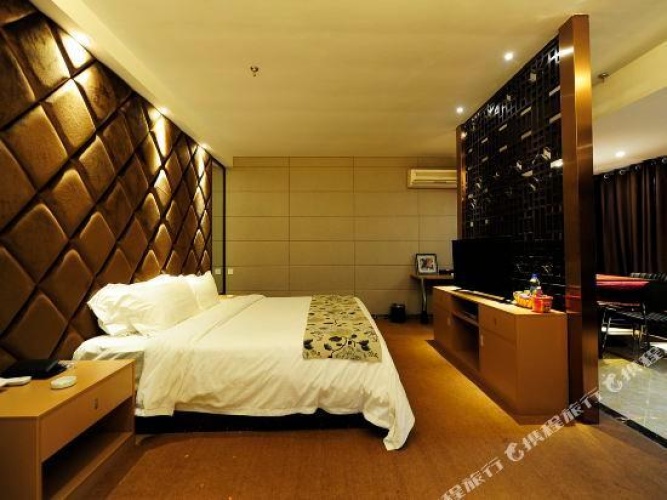 Royal Membership Holidays Hotel