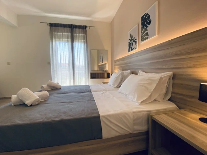 1 Bedroom Standard room with balcony and with garden view