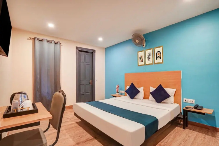 Hotel Twamev residency Uttam Nagar