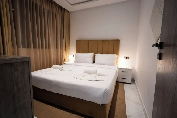1 Bedroom Deluxe Apartment
