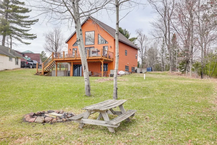 3 Bedrooms Cottage