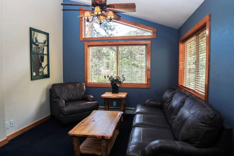 Timber Creek Chalets: 9
