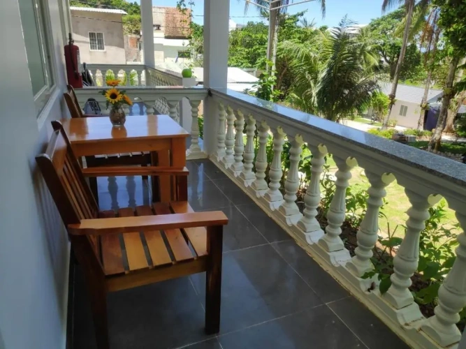 Standard Quadruple room with garden view