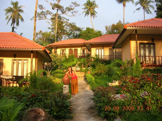 Double Cottage