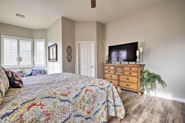3 Bedrooms Cottage
