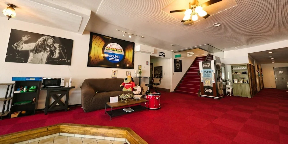 Hotel CAMELOT