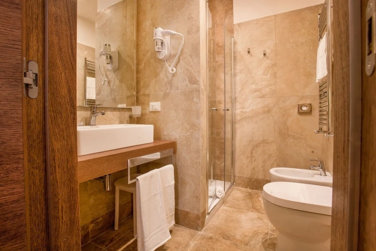 1 Bedroom Deluxe Double room with balcony