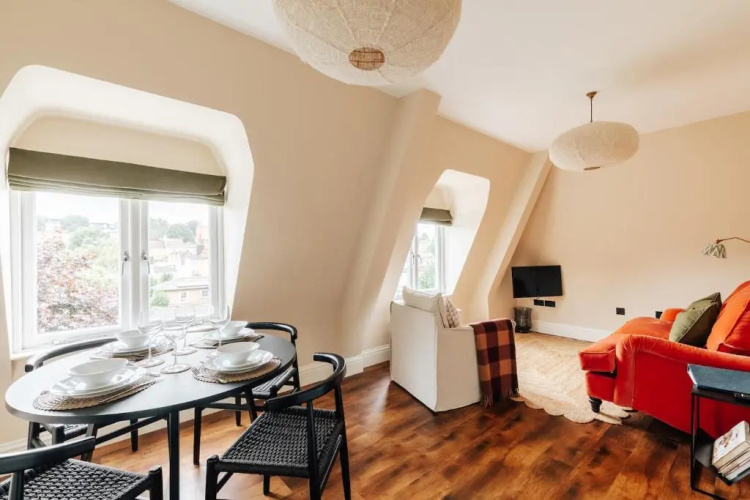 Redland Suites - Apartment 8