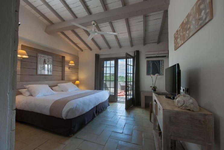 Deluxe Family Suite