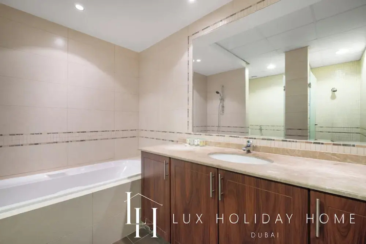 LUX The Al Seef Marina Suite 2