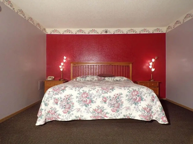 Standard Double Suite