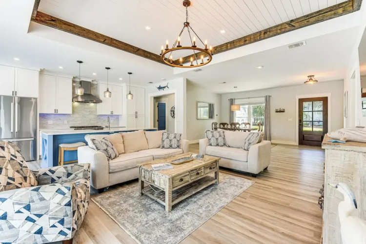 Tranquility & Nearby Beach Access: Private Oasis