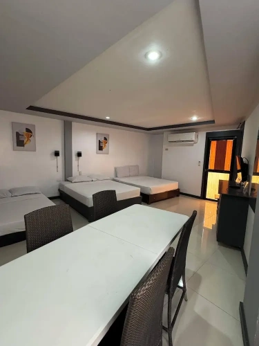 Premier room