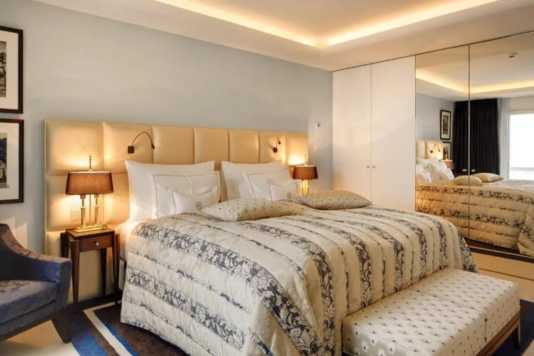 Suite