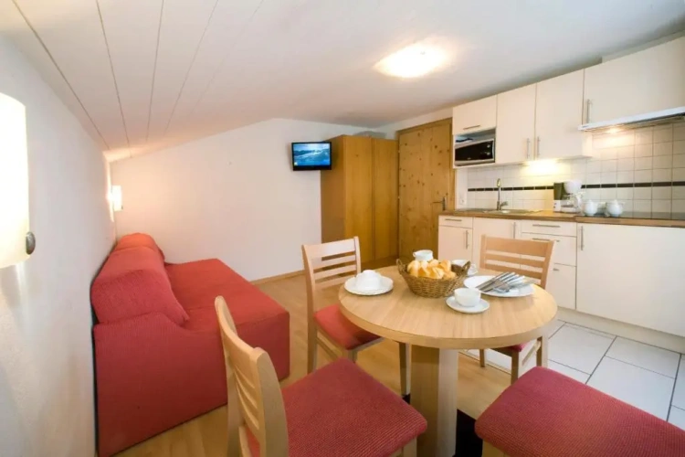 1 Bedroom Apartment with balcony