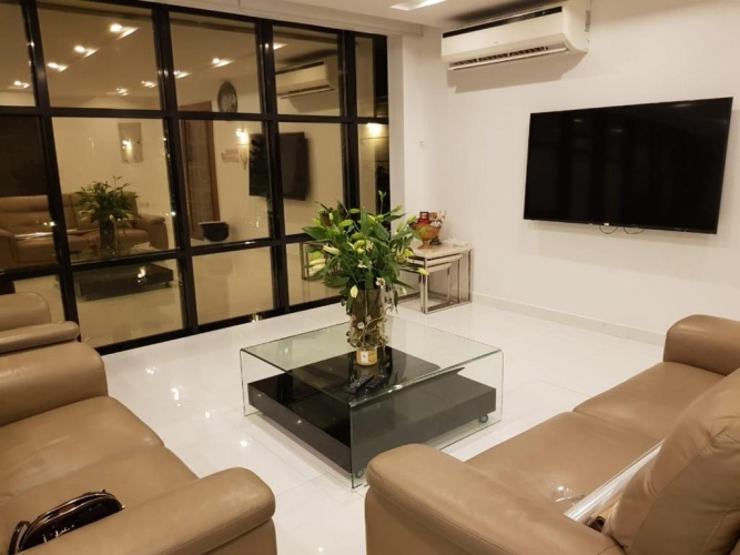 2 Bedrooms Chalet