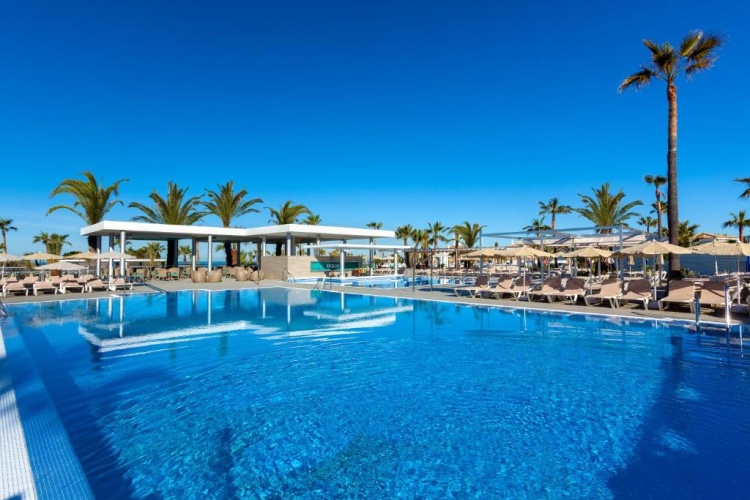 Riu Chiclana photo 28