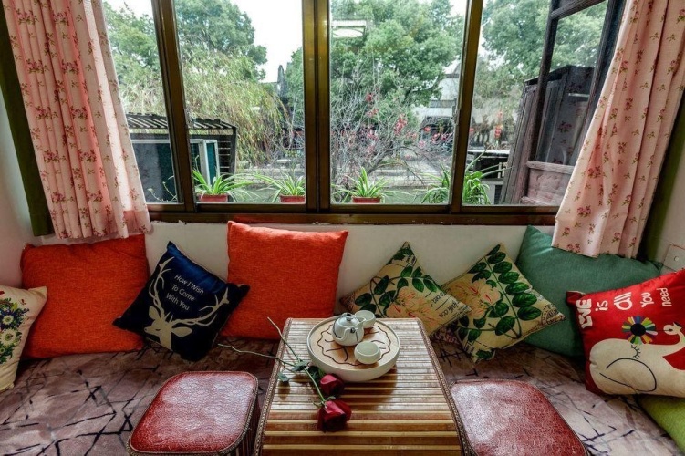 Xitang Moon Courtyard Guest House