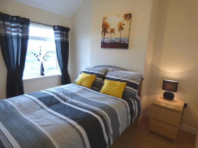 3 Bedrooms Cottage