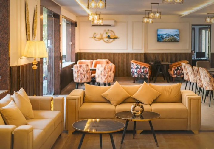 Stone Wood Hotel Rishikesh