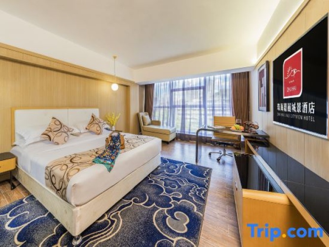 Standard Double room with city view