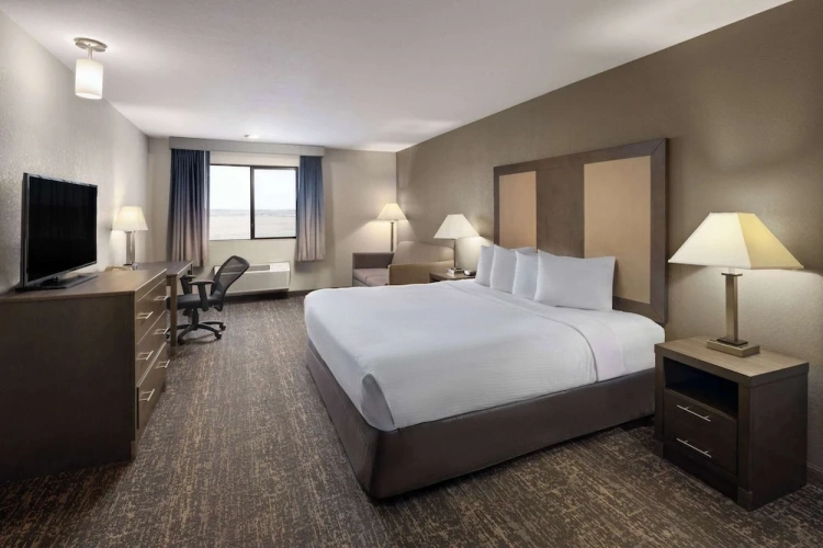 Deluxe Double Suite