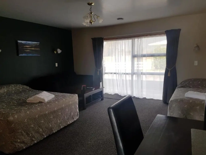 Executive Studio