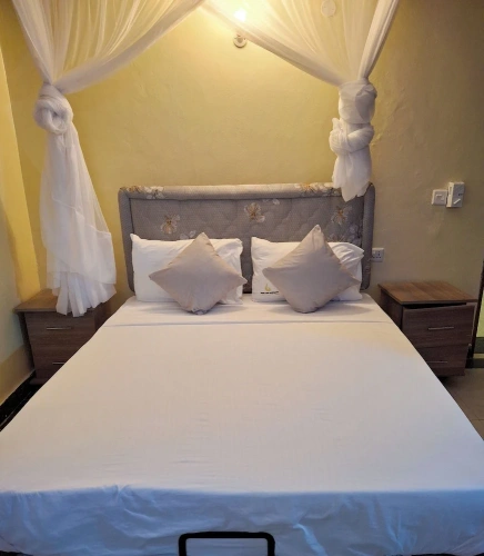 3 Bedrooms Superior Apartment with garden view