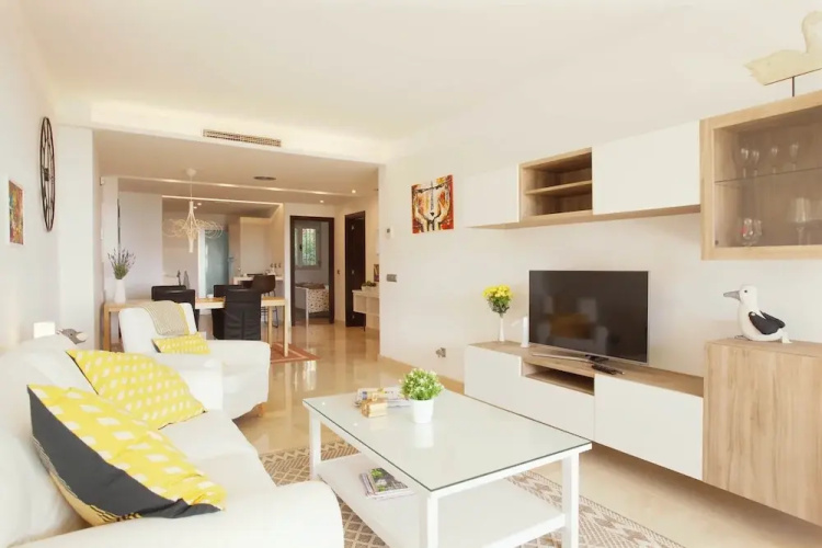 Ojen Apartment Near Golf