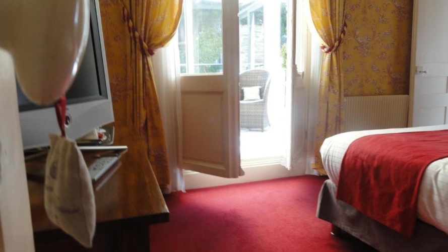 Standard Double room with garden view