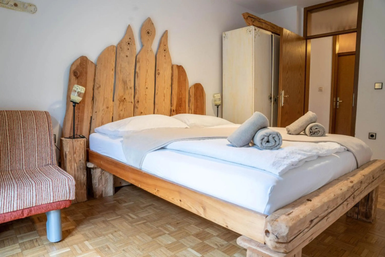 Apartments Trata