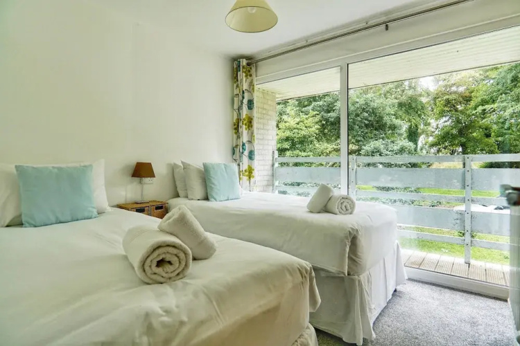 Special 2 Bedroom Home In White Cross