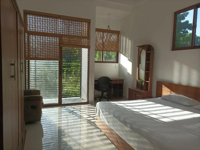 Adams villa