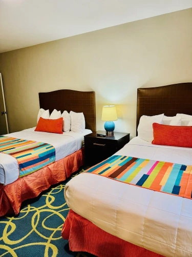 Deluxe Quadruple Suite