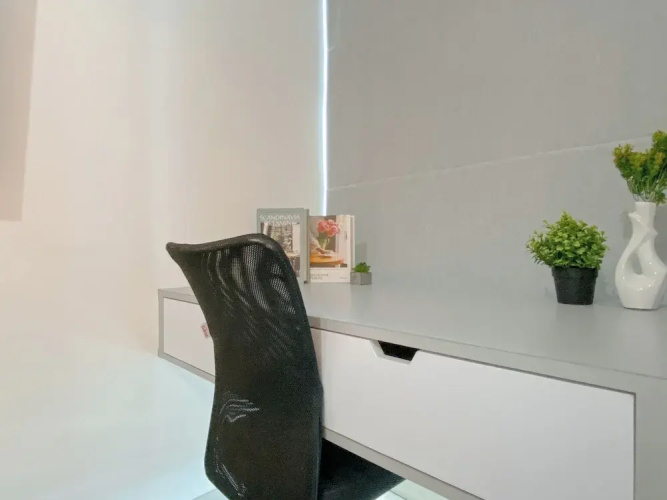 Warm Studio At Tifolia Apartment