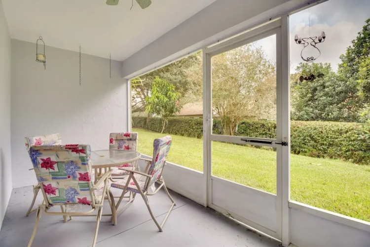 20 Mi to Disney: Condo w/ Pool Access in Clermont!