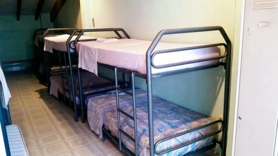 Hostal Marqués del Campo - Hostel