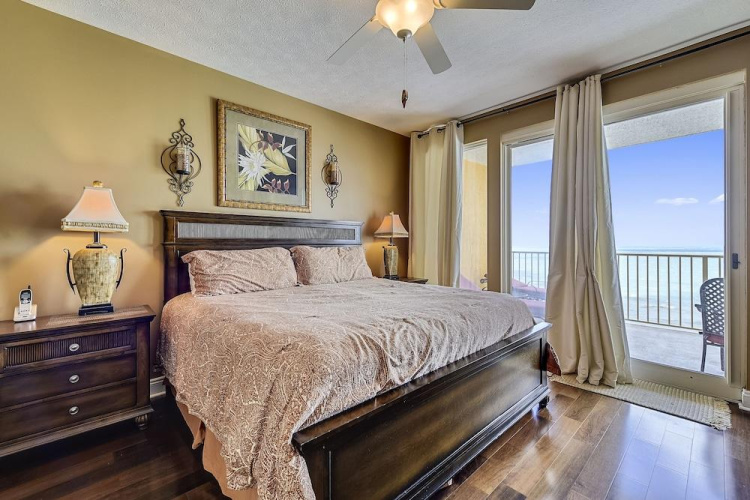 Treasure Island 2202