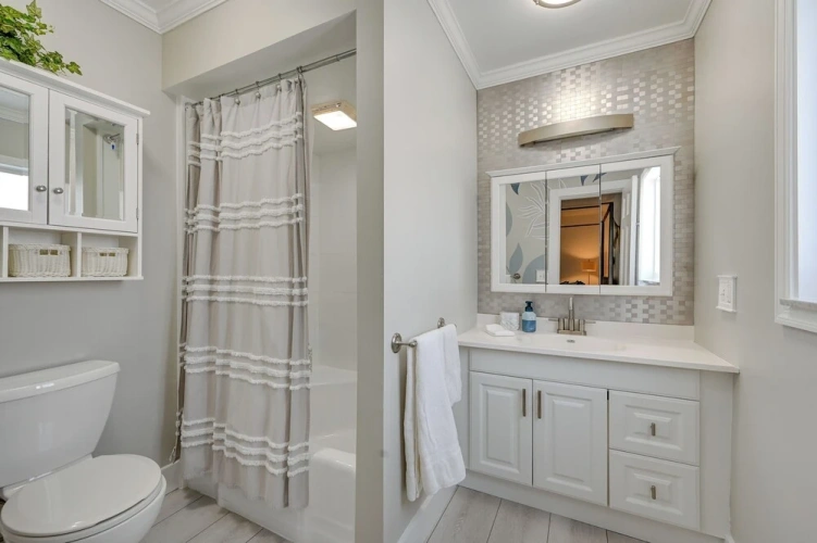3 Bedrooms Cottage