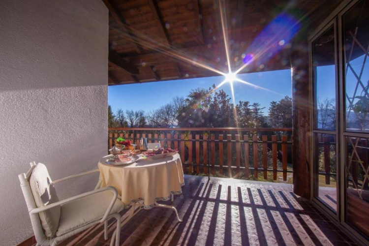 2 Bedrooms Villa