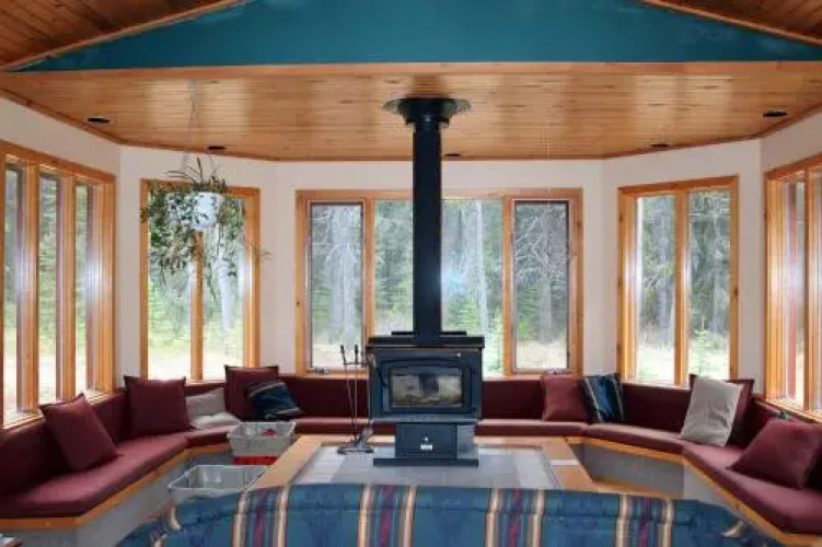 HI-Castle Mountain Hostel